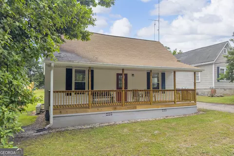 337 State St, Commerce, GA 30529