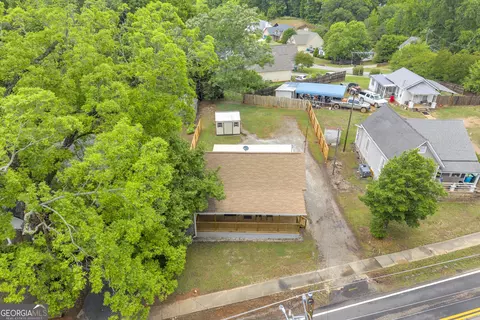 View/Area - 337 State St, Commerce, GA 30529 photo 2 of 7