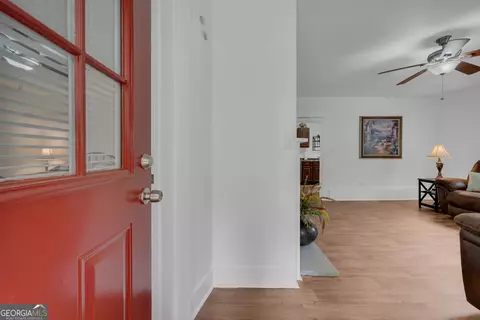 Entry Way - 337 State St, Commerce, GA 30529 photo 1 of 6