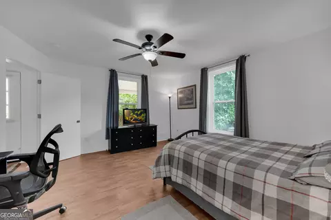 Bedroom - 337 State St, Commerce, GA 30529 photo 3 of 3