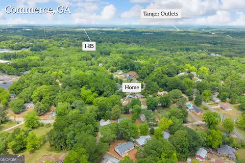 View/Area - 337 State St, Commerce, GA 30529 photo 4 of 7