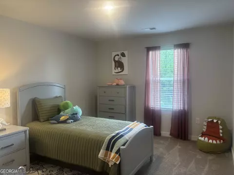 Bedroom - 302 Glenhaven Dr, Lagrange, GA 30241 photo 4 of 9