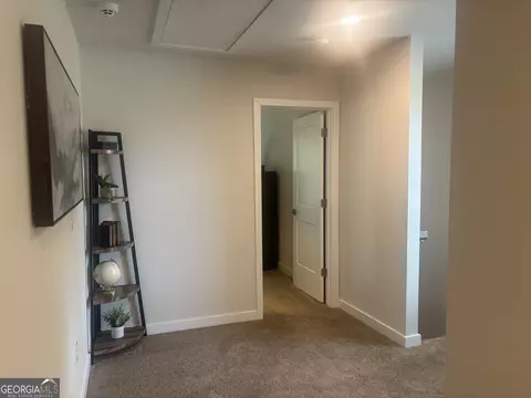 Entry Way - 302 Glenhaven Dr, Lagrange, GA 30241 photo 3 of 5