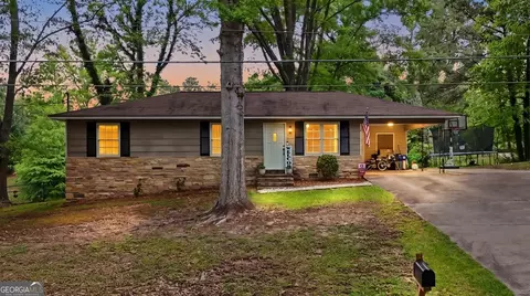 157 Creek Dr, Tallapoosa, GA 30176
