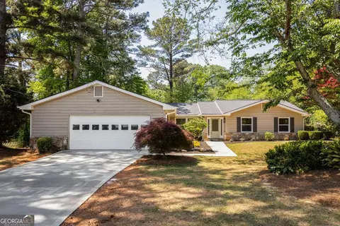 3231 Bunten Rd, Duluth, GA 30096