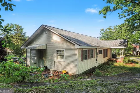 1288 Rose Ln, Toccoa, GA 30577 photo 3