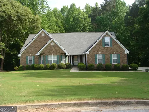1611 Lake View Ct, Loganville, GA 30052