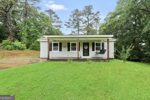 997 Cardinal St, Thomaston, GA 30286