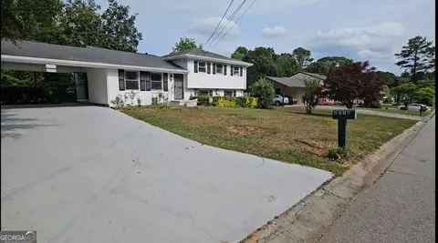 6370 Forest Haven Dr, Riverdale, GA 30274
