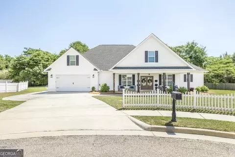 213 Silk Tree Trce, Kathleen, GA 31047