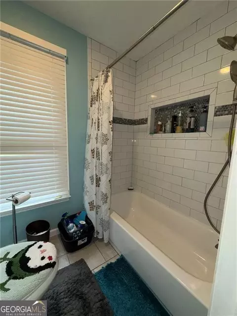 Bath - 217 Babbs Mill Rd, Hampton, GA 30228 photo 2 of 5