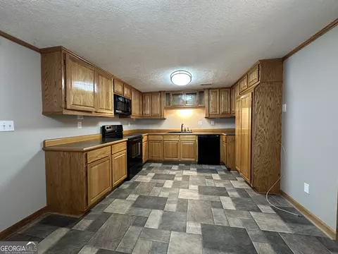 Kitchen - 710 Spiva Rd, Temple, GA 30179 photo 1 of 3