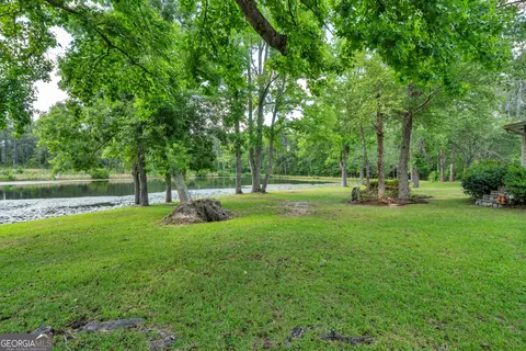 Exterior - 87 Georgia Ave, Adrian, GA 31002 photo 5 of 20