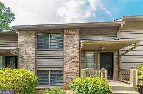 1885 Dyouville Ln, Atlanta, GA 30341