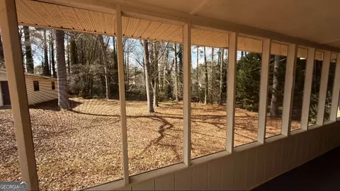 Exterior - 5 Ridge Dr, Hampton, GA 30228 photo 5 of 7