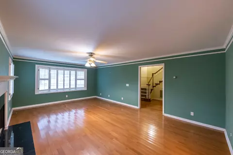 Living - 124 David Dr, Thomaston, GA 30286 photo 2 of 3