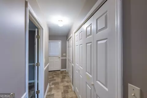 Entry Way - 124 David Dr, Thomaston, GA 30286 photo 2 of 6