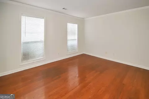 Living - 143 Cameron Pointe Dr, Lagrange, GA 30240 photo 1 of 3