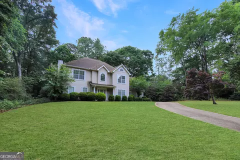 Exterior - 143 Cameron Pointe Dr, Lagrange, GA 30240 photo 2 of 4