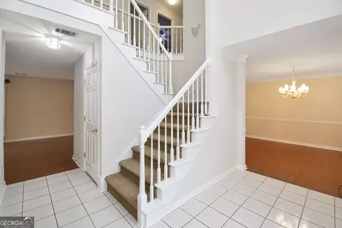 Entry Way - 143 Cameron Pointe Dr, Lagrange, GA 30240 photo 3 of 4