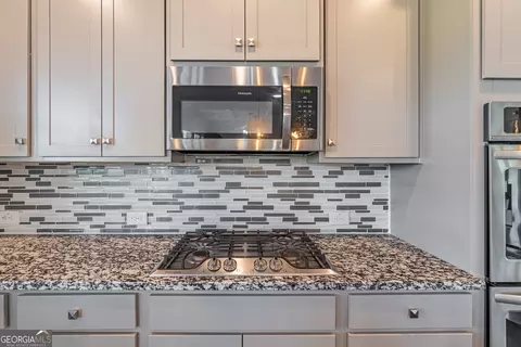 Kitchen - 3948 Two Bridge Dr, Buford, GA 30518 photo 4 of 4