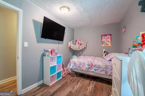 Bedroom - 84 Lovell Cir, Toccoa, GA 30577 photo 2 of 6