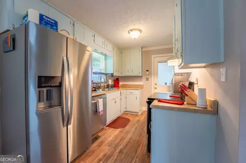 Kitchen - 84 Lovell Cir, Toccoa, GA 30577 photo 1 of 3