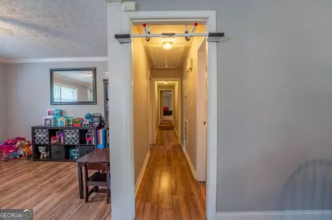 Entry Way - 84 Lovell Cir, Toccoa, GA 30577 photo 2 of 2