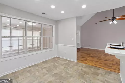 Entry Way - 105 Grayview Ct, Grayson, GA 30017 photo 3 of 4