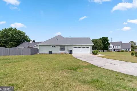 Exterior - 105 Grayview Ct, Grayson, GA 30017 photo 5 of 7