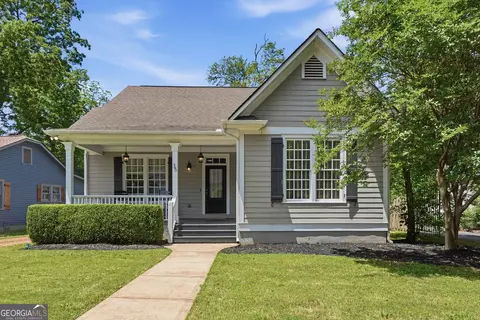 35 Etowah Dr, Cartersville, GA 30120