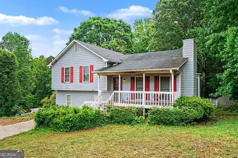 176 Deerfield Dr, Hiram, GA 30141