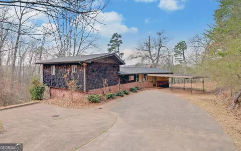 2290 Boy Scout Camp Rd, Gainesville, GA 30501