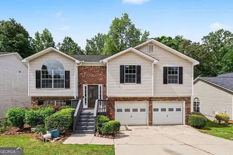 5687 Wellborn Oaks Ct, Lithonia, GA 30058