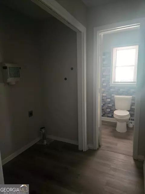 Entry Way - 12130 Brown Bridge Rd, Covington, GA 30016 photo 2 of 2