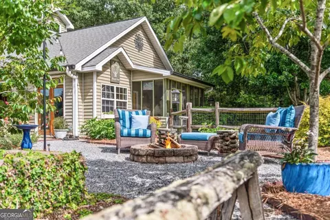 329 Mt Pleasant Church Rd, Gordon, GA 31031