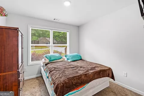 Bedroom - 554 Saddle Ridge Dr, Bethlehem, GA 30620 photo 4 of 6
