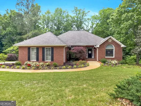 5007 Lakeridge Close, Mcdonough, GA 30253
