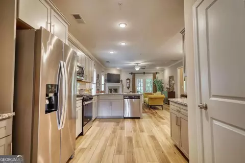 Entry Way - 9120 Leverett Cir, Covington, GA 30014 photo 2 of 3