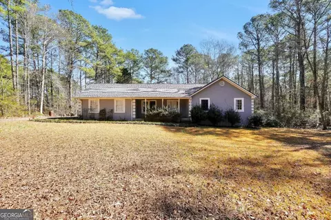 996 Coan Dr, Locust Grove, GA 30248