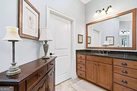 Bath - 318 Lakeside Trce, Canton, GA 30115 photo 5 of 10