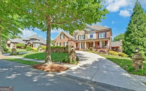 2604 Northern Oak Dr, Braselton, GA 30517
