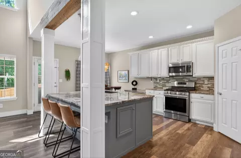 Kitchen - 306 Farmbrook Pass, Canton, GA 30115 photo 2 of 2