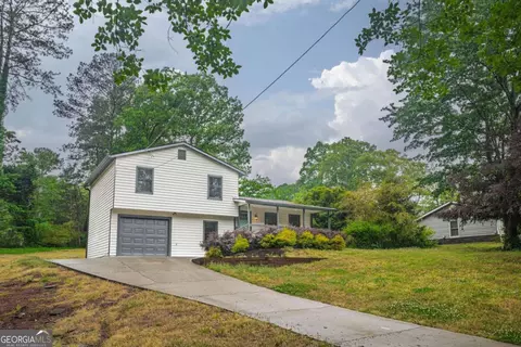 56 Dempsey Dr, Lawrenceville, GA 30044