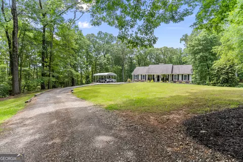 1405 Tapp Wood Rd, Hoschton, GA 30548