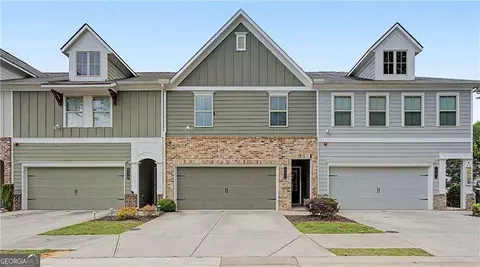1066 Lawanna Dr, Marietta, GA 30062
