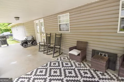 Exterior - 1579 Van Buren Rd, Barnesville, GA 30204 photo 7 of 28