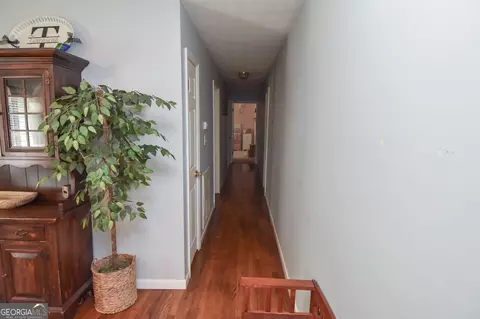 Entry Way - 1579 Van Buren Rd, Barnesville, GA 30204 photo 4 of 9