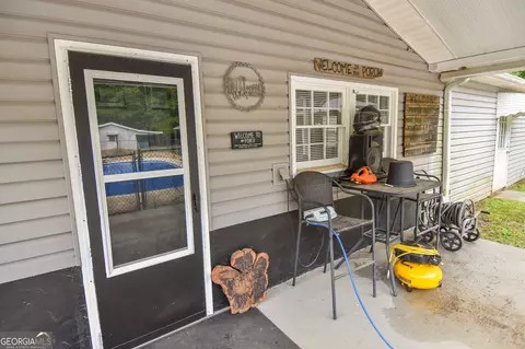 Exterior - 1579 Van Buren Rd, Barnesville, GA 30204 photo 14 of 28