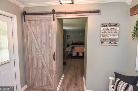 Entry Way - 1579 Van Buren Rd, Barnesville, GA 30204 photo 8 of 9
